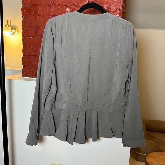Lightweight Fashion Jacket - Picture 2 of 3